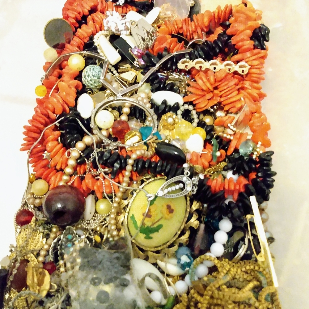 Costume Jewelry Scrap Lot 5lbs.